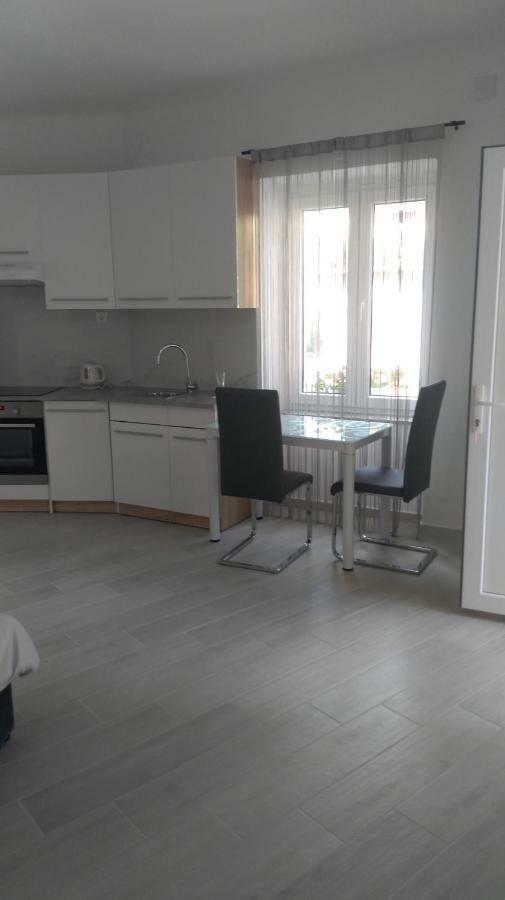 Studio Novi Vinodolski Ngoại thất bức ảnh